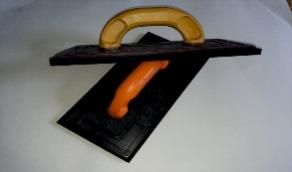 Терка с резиновым основанием 14х28