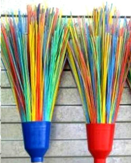 Метла синтетическая (5 колец)